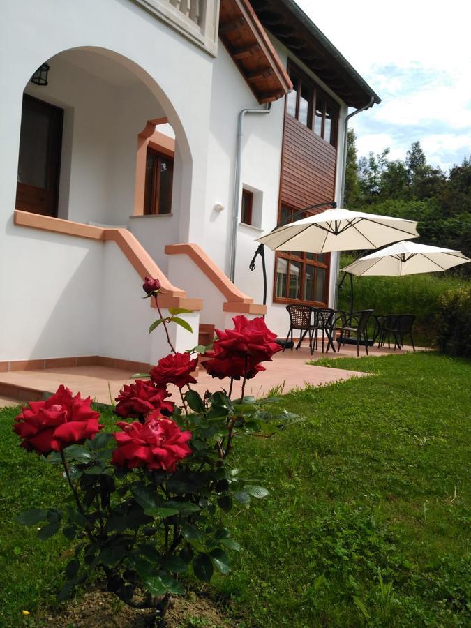 El Cuadron Bed & Breakfast Camango Dış mekan fotoğraf